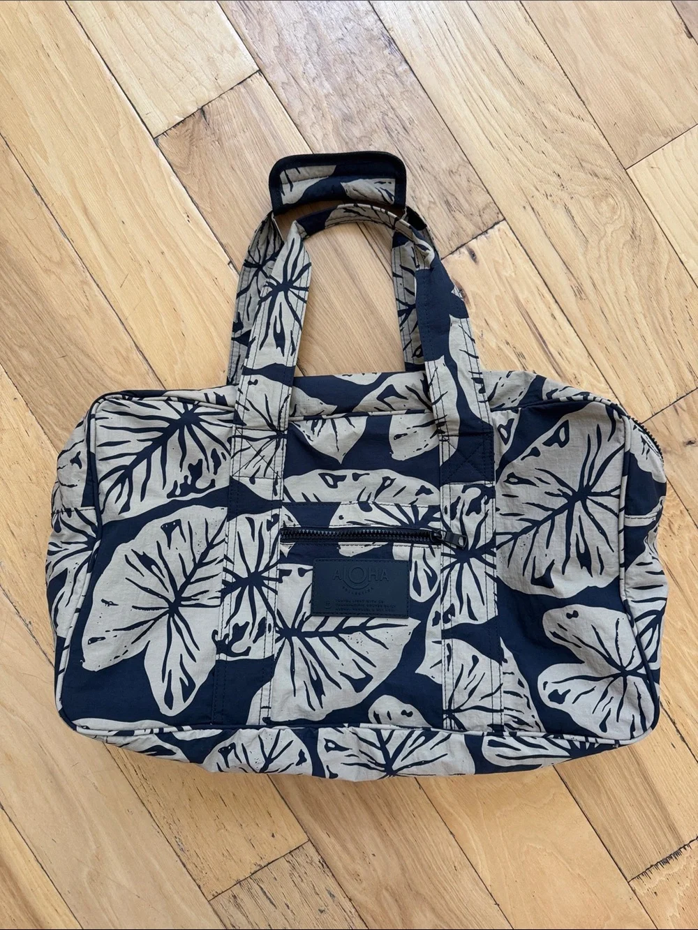 Aloha Collection - Picture 1 of 6